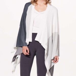 Lululemon Hatha Coloblock Wrap